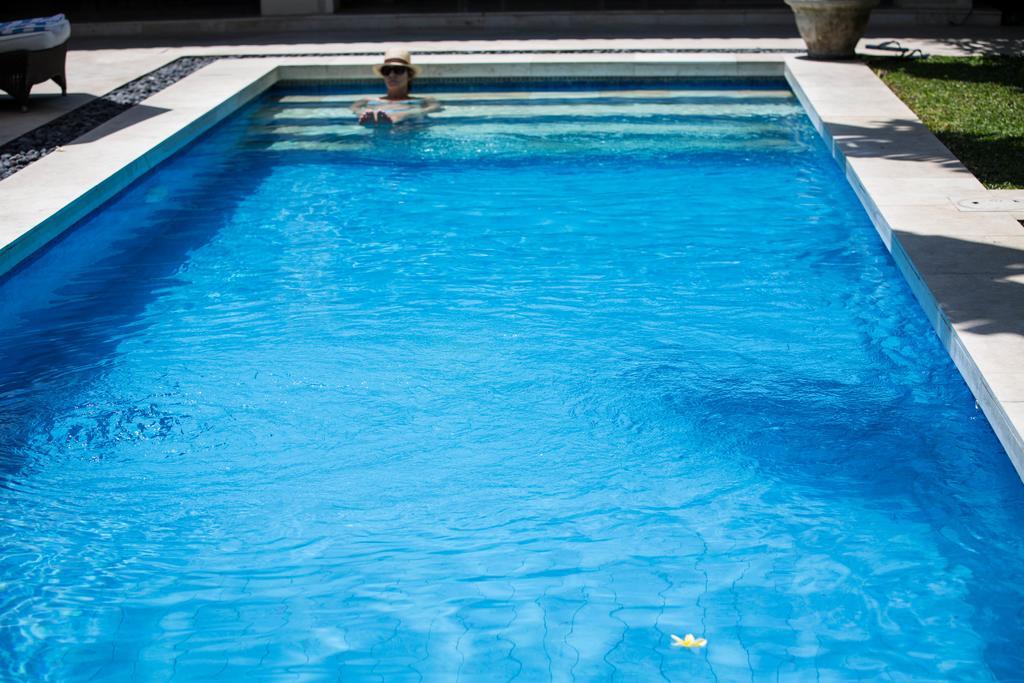 Villa Alu Lima Seminyak  Exterior photo