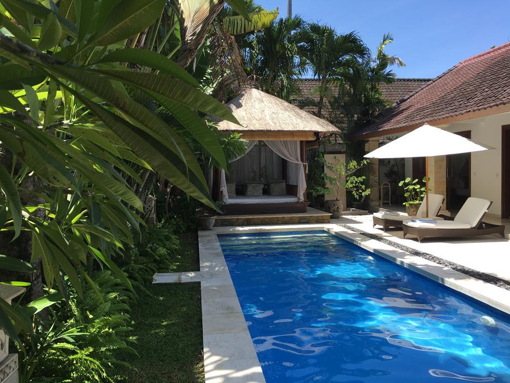 Villa Alu Lima Seminyak  Exterior photo